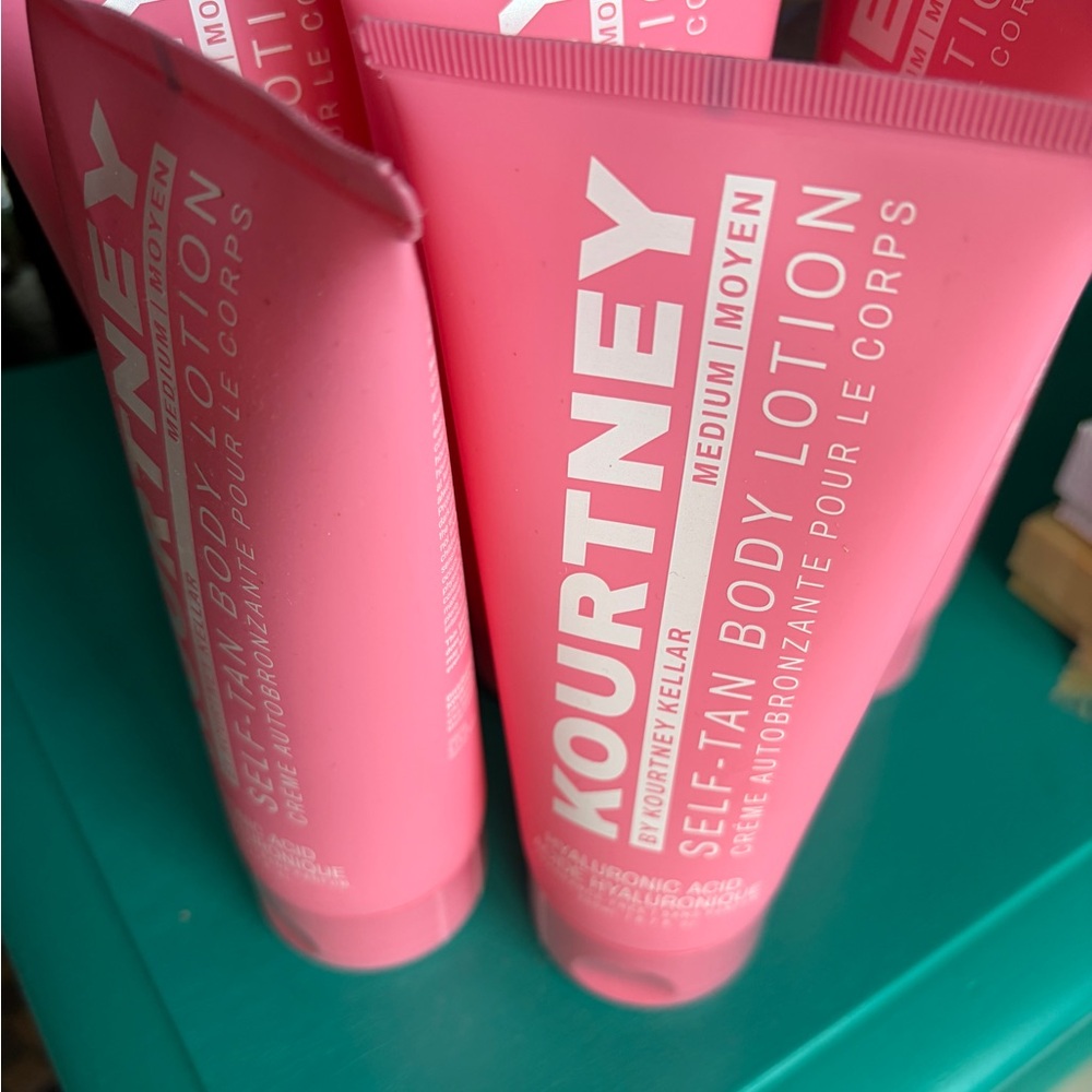 Kourtney Self-Tan Body Lotion